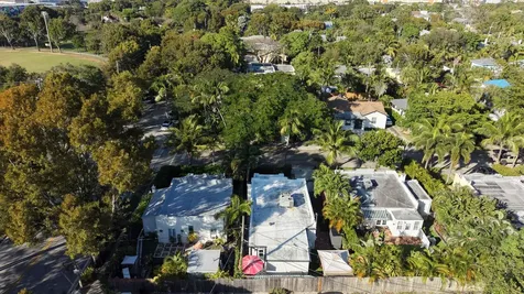 744 Penn Street West Palm Beach FL 33401