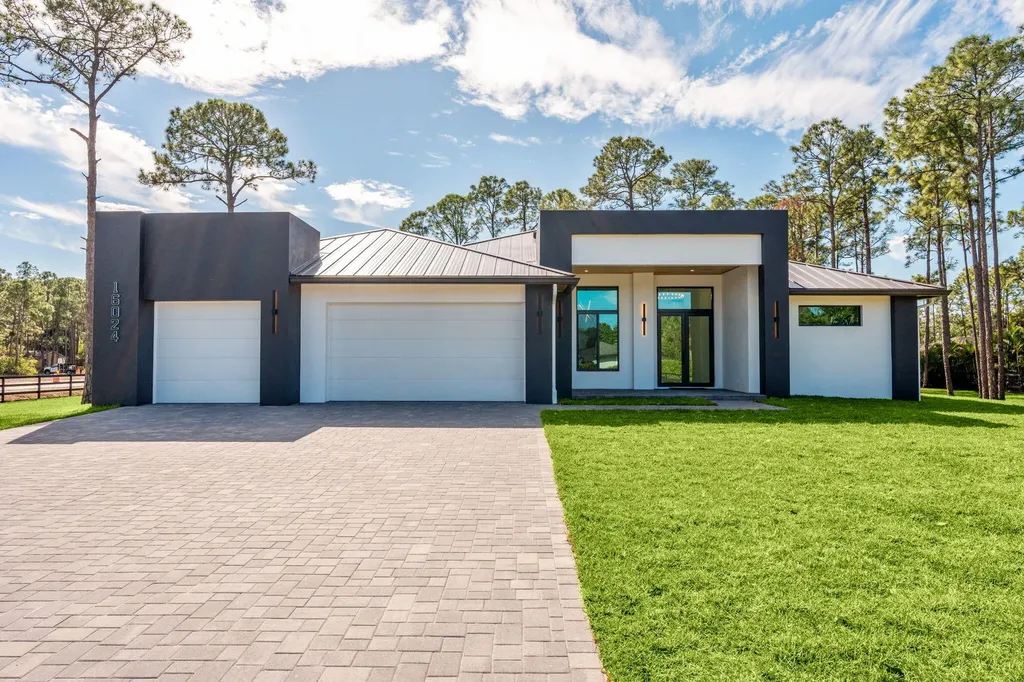 16024 84th Court N Loxahatchee FL 33470