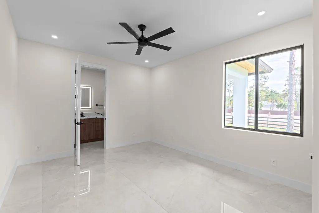 16024 84th Court N Loxahatchee FL 33470