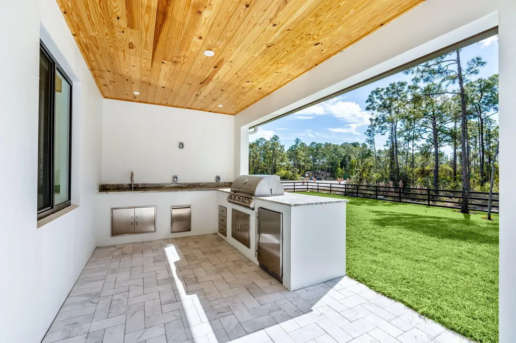 16024 84th Court N Loxahatchee FL 33470