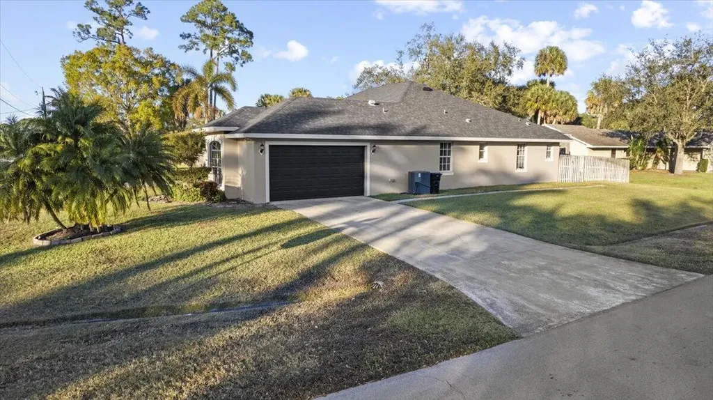 2161 SW Hyacinth Street Port St Lucie FL 34953
