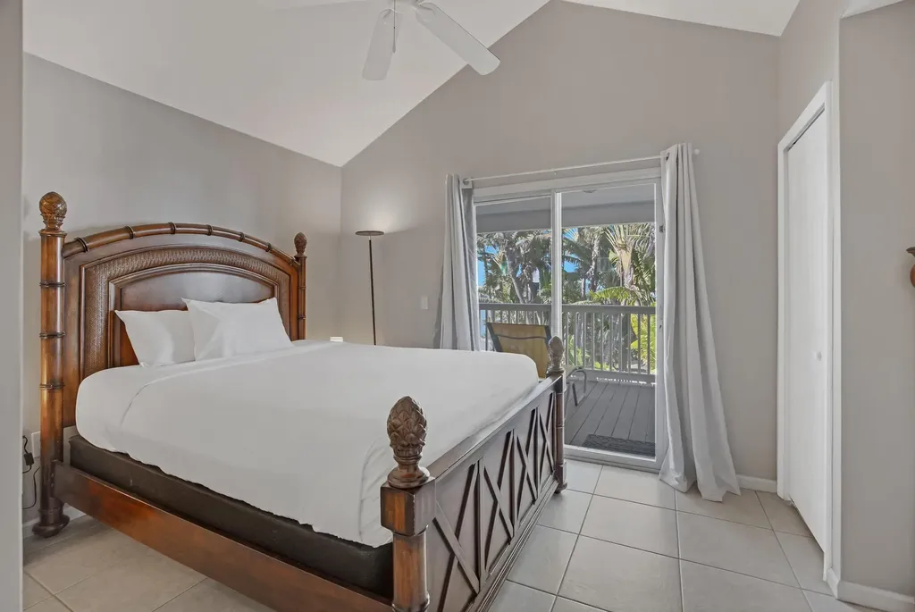 5081 Sunset Village Drive Duck Key FL 33050