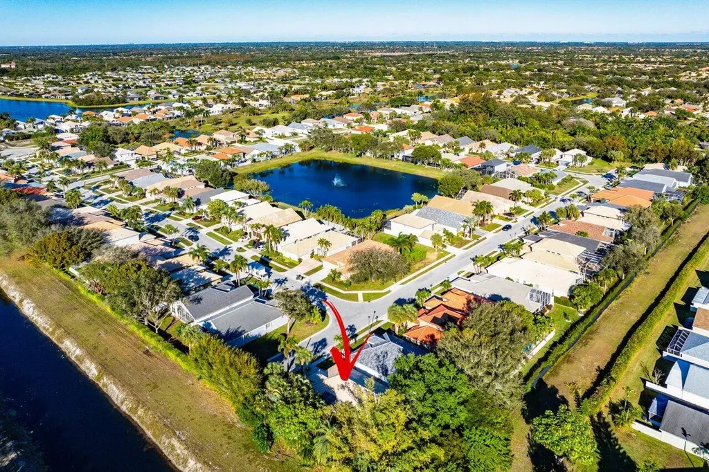 7812 Edinburough Lane Delray Beach FL 33446