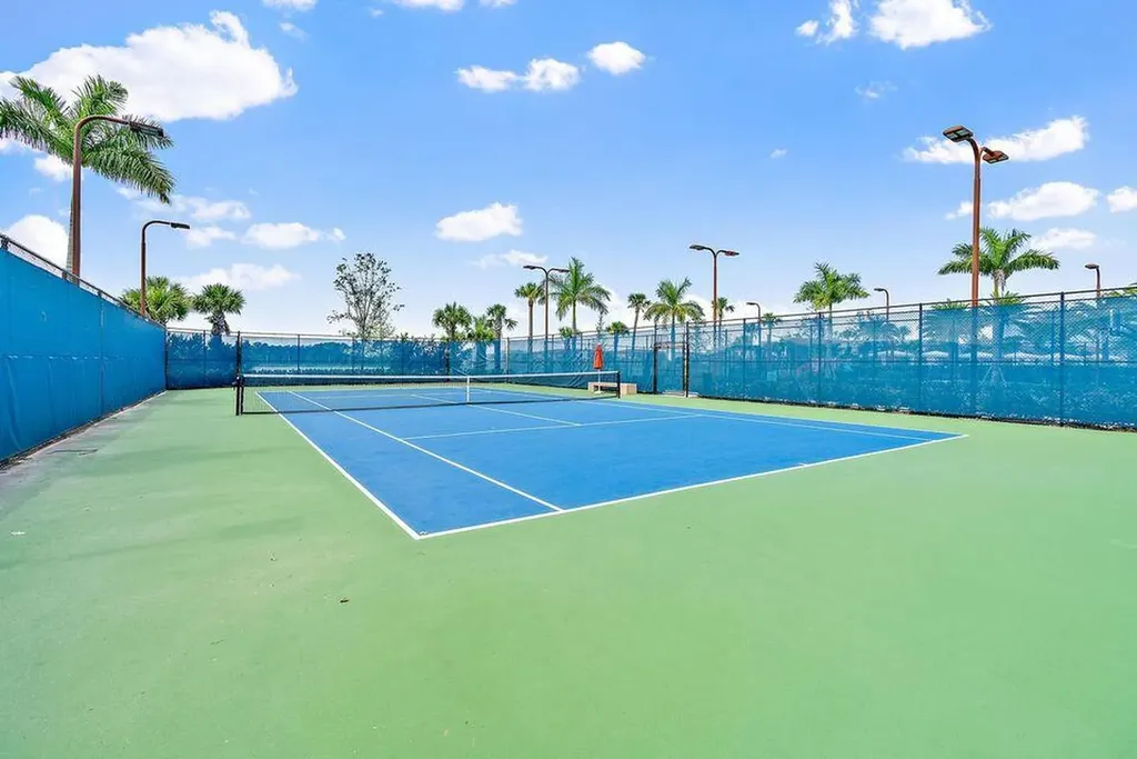 8125 Hobbes Way Palm Beach Gardens FL 33418