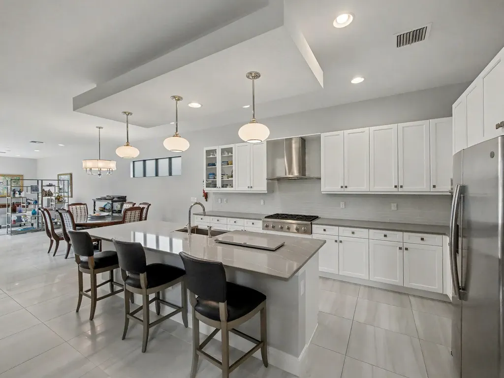 8125 Hobbes Way Palm Beach Gardens FL 33418