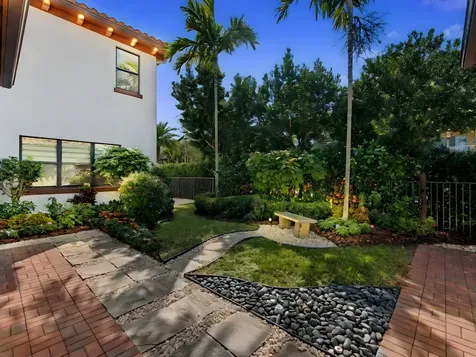 8125 Hobbes Way Palm Beach Gardens FL 33418