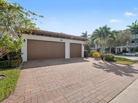 8125 Hobbes Way Palm Beach Gardens FL 33418