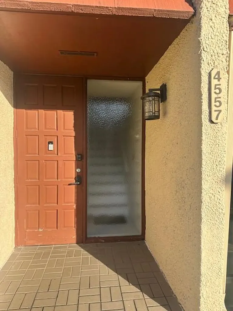 4557 Luxemburg Court Lake Worth FL 33467