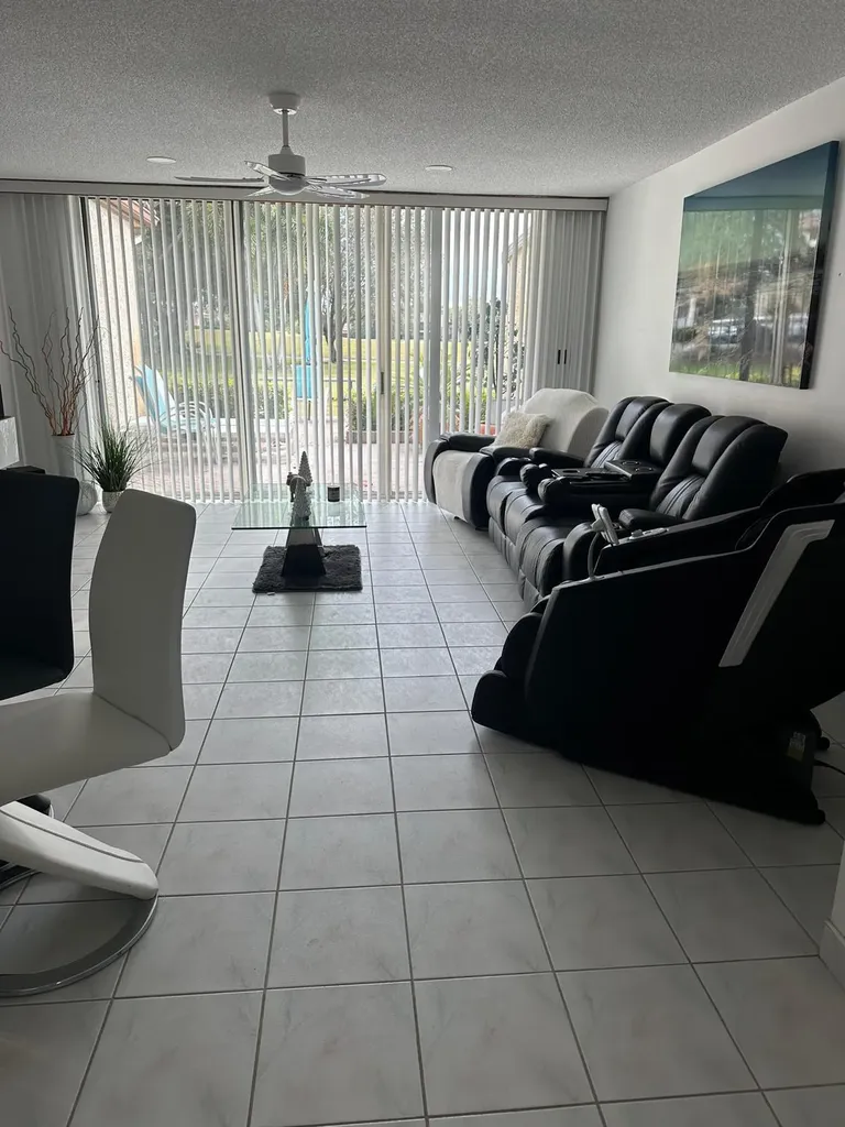 4557 Luxemburg Court Lake Worth FL 33467