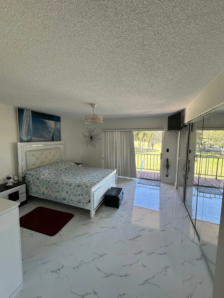 4557 Luxemburg Court Lake Worth FL 33467
