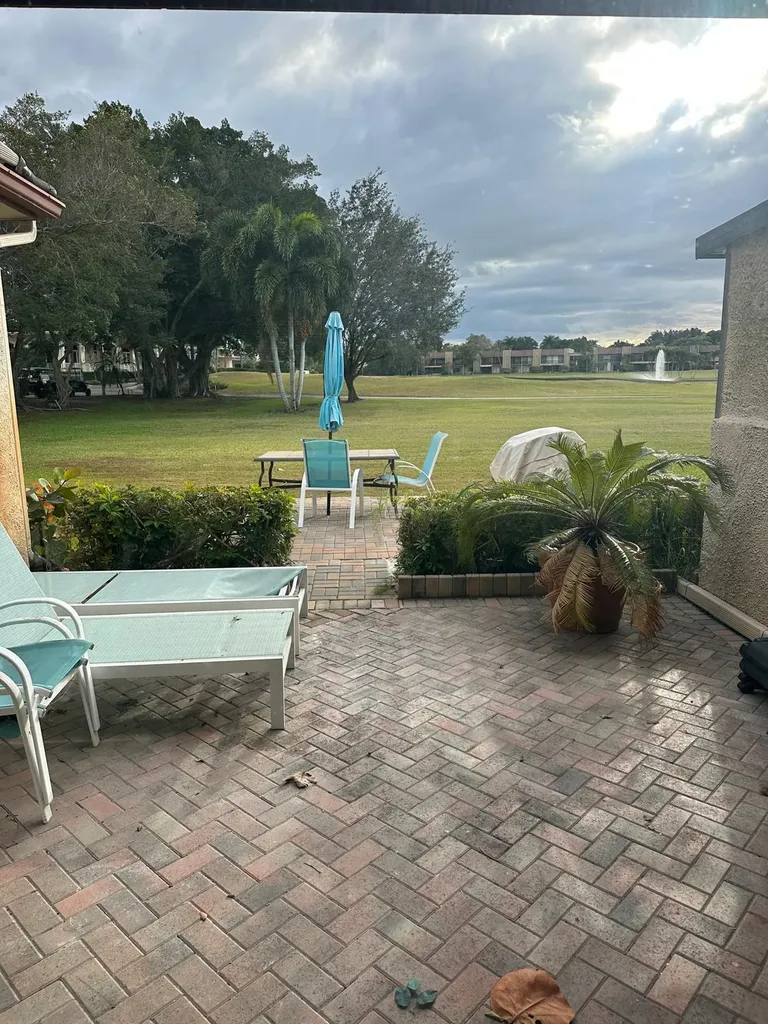 4557 Luxemburg Court Lake Worth FL 33467