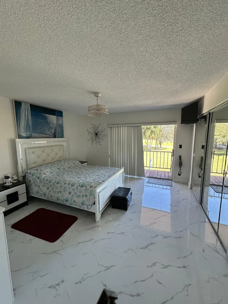 4557 Luxemburg Court Lake Worth FL 33467