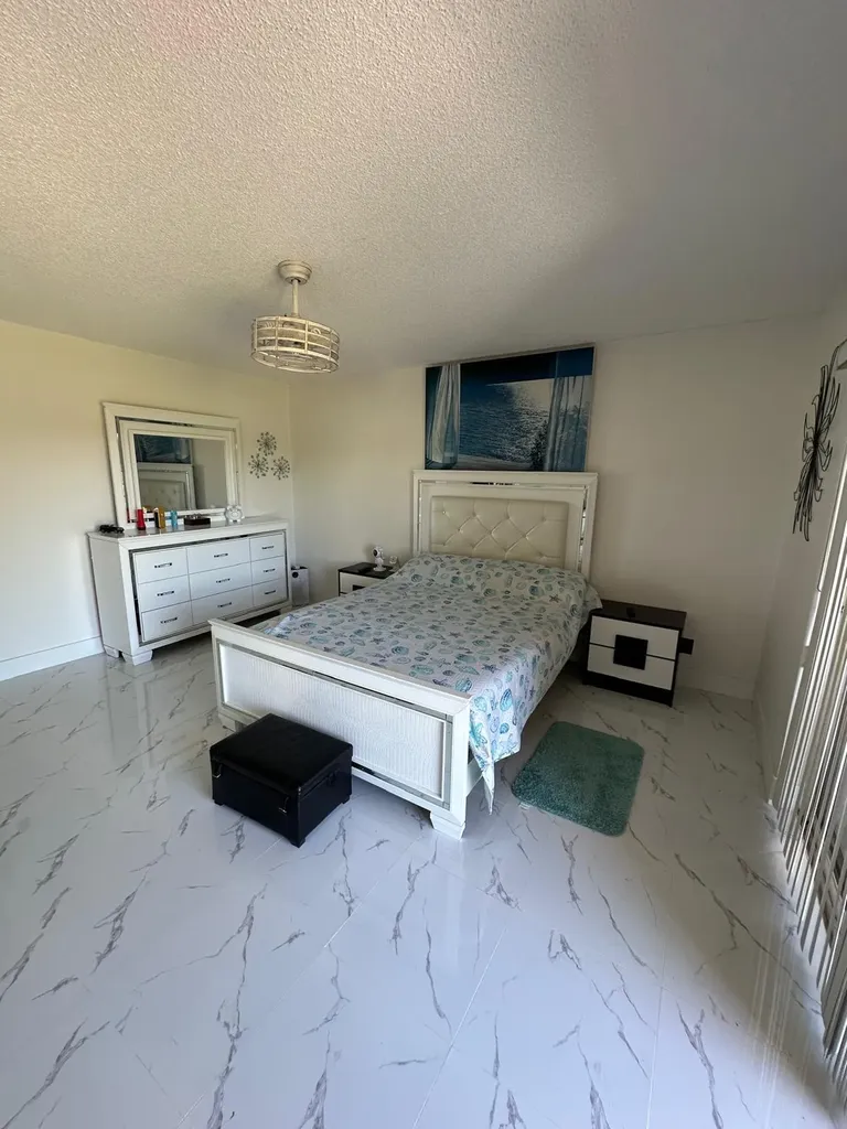 4557 Luxemburg Court Lake Worth FL 33467