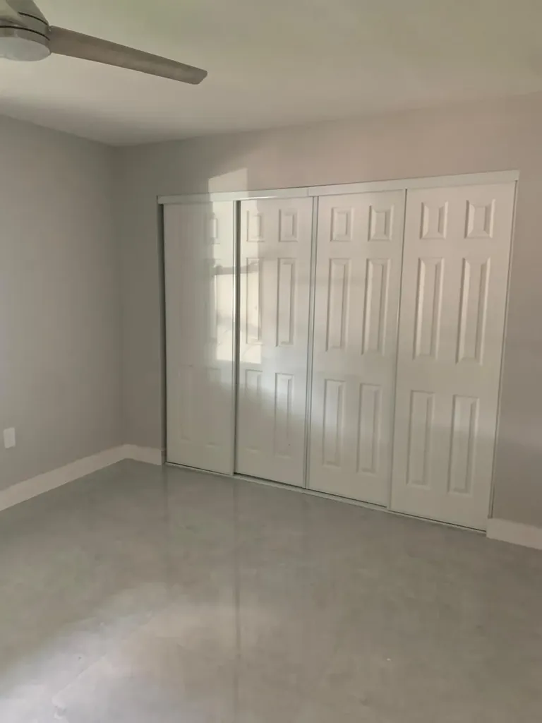 3195 Mcsherry Drive S Lake Worth FL 33461