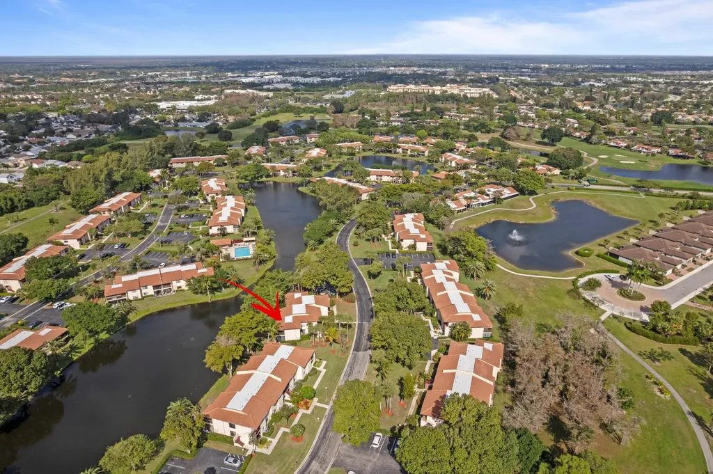 9265 Vista Del Lago Boca Raton FL 33428