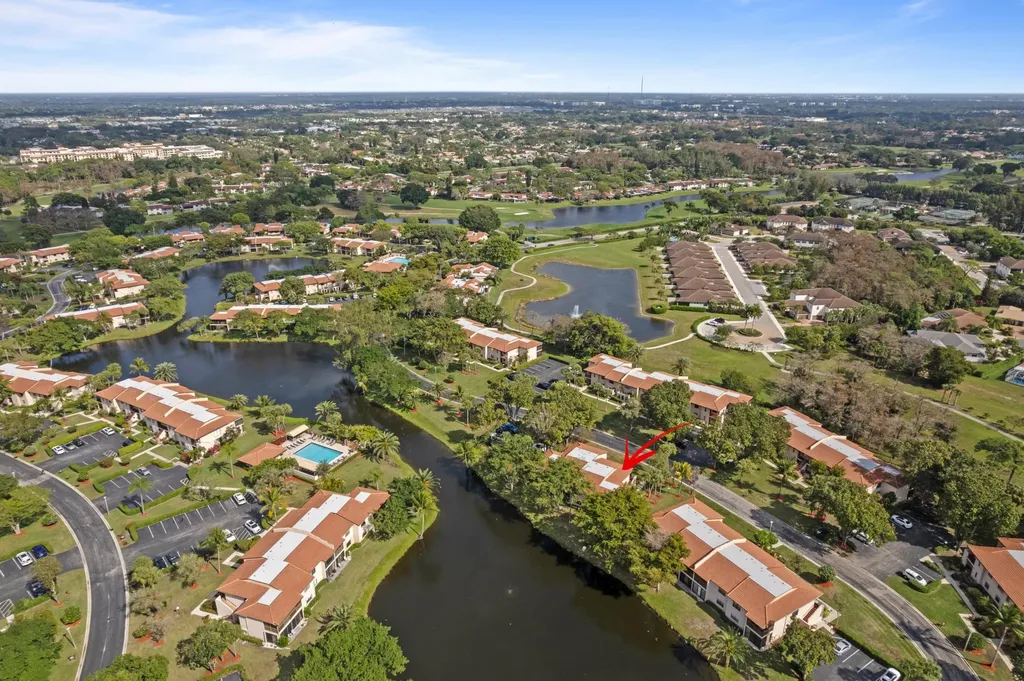 9265 Vista Del Lago Boca Raton FL 33428