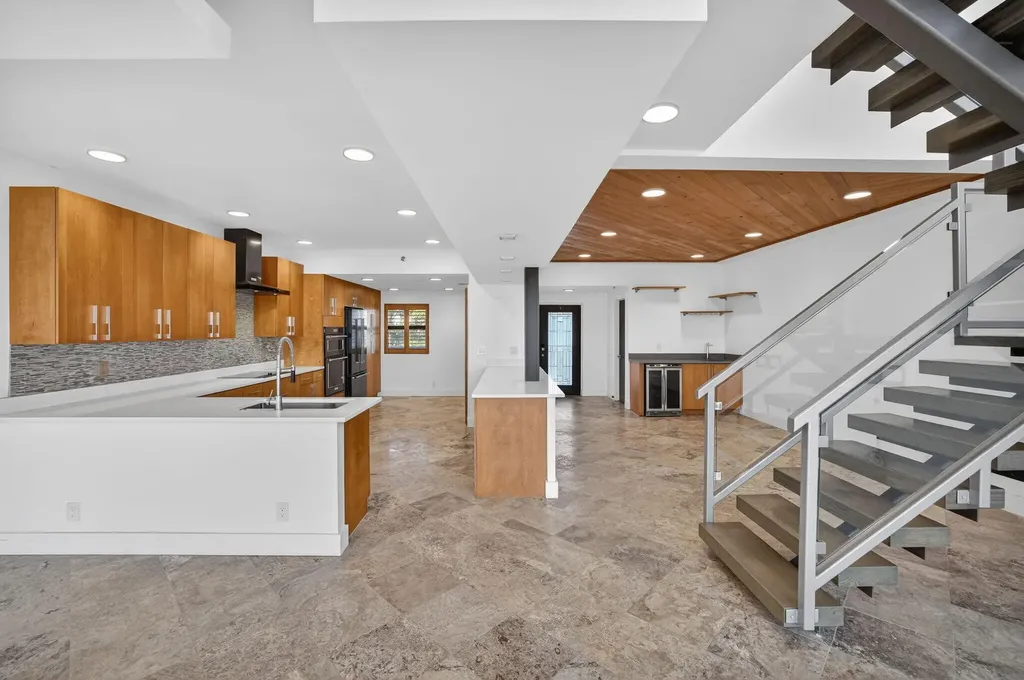 1035 S Federal Highway Delray Beach FL 33483