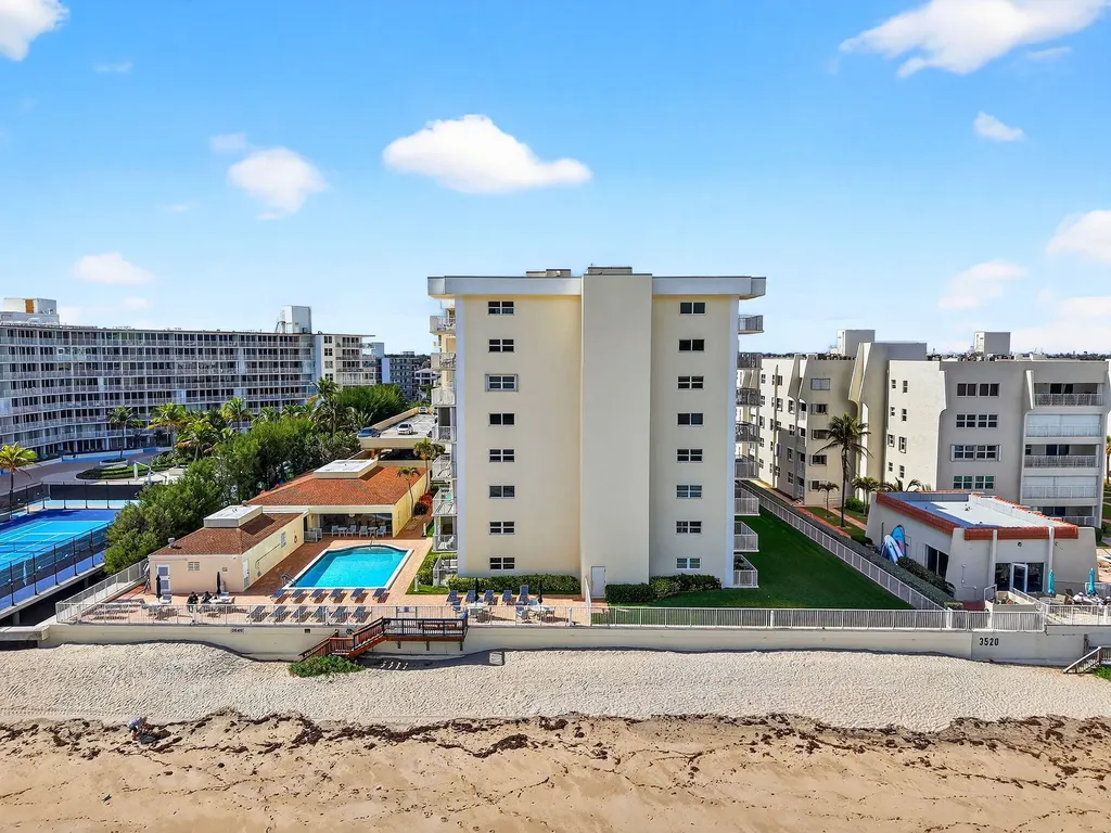 3540 S Ocean Boulevard South Palm Beach FL 33480