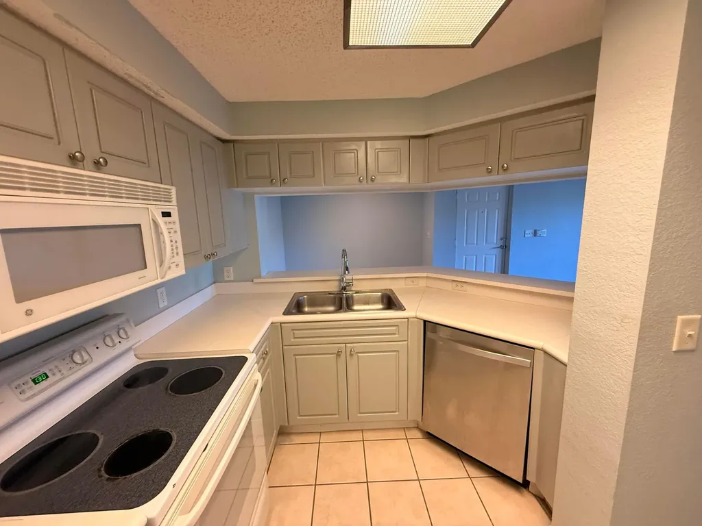 2724 Anzio Court Palm Beach Gardens FL 33410