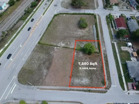 84 SW 1 Court Deerfield Beach FL 33441