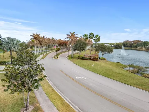 104 NW Willow Grove Avenue Port St Lucie FL 34986