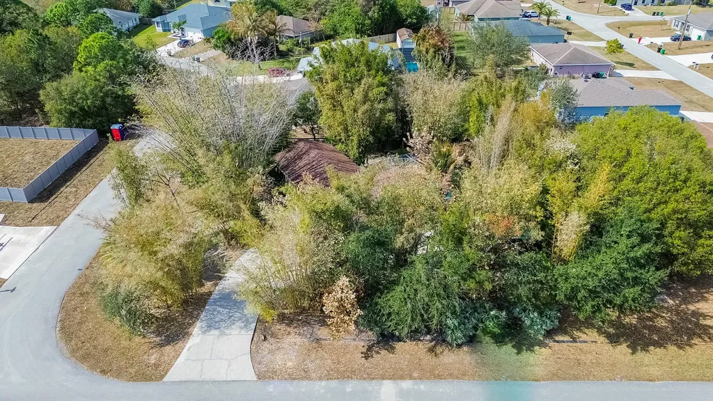 4418 SW Farmington Street Port St Lucie FL 34953