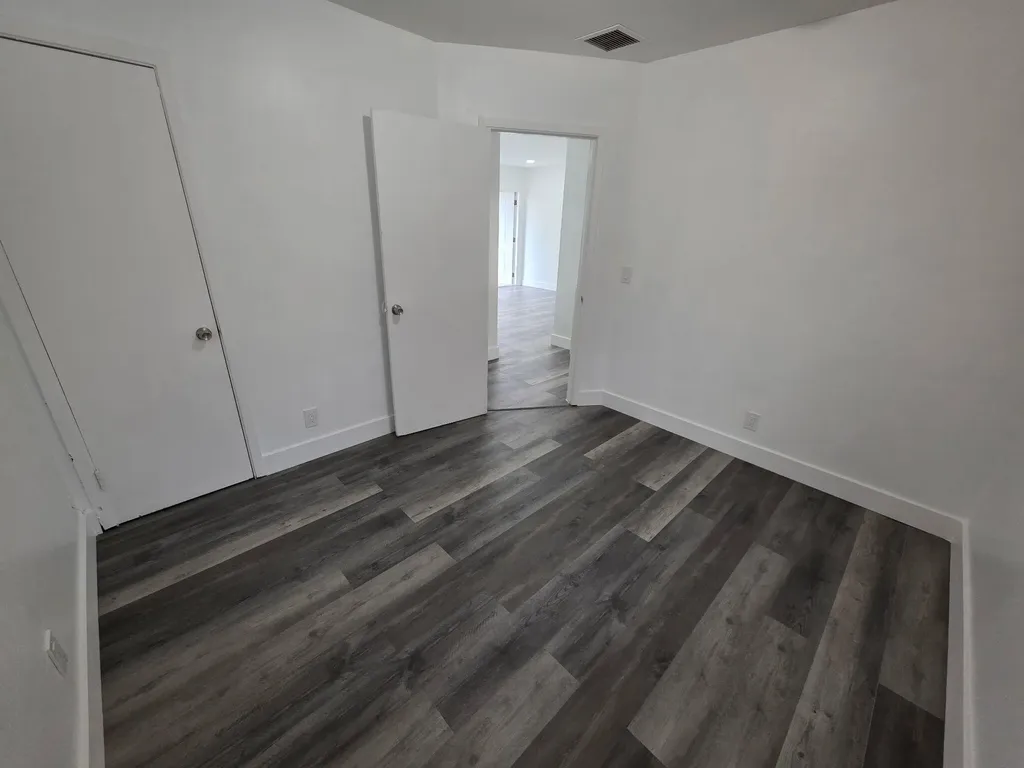 1021 Henrietta Avenue West Palm Beach FL 33401