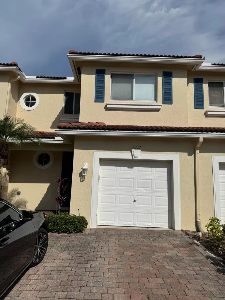 3033 N Evergreen Circle Boynton Beach FL 33426