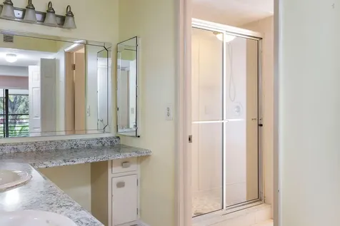 5701 Camino Del Sol Boca Raton FL 33433