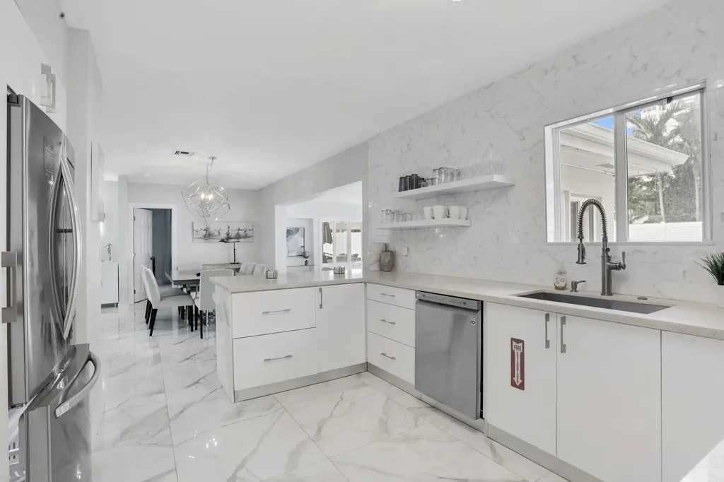 3025 Center Avenue Fort Lauderdale FL 33308