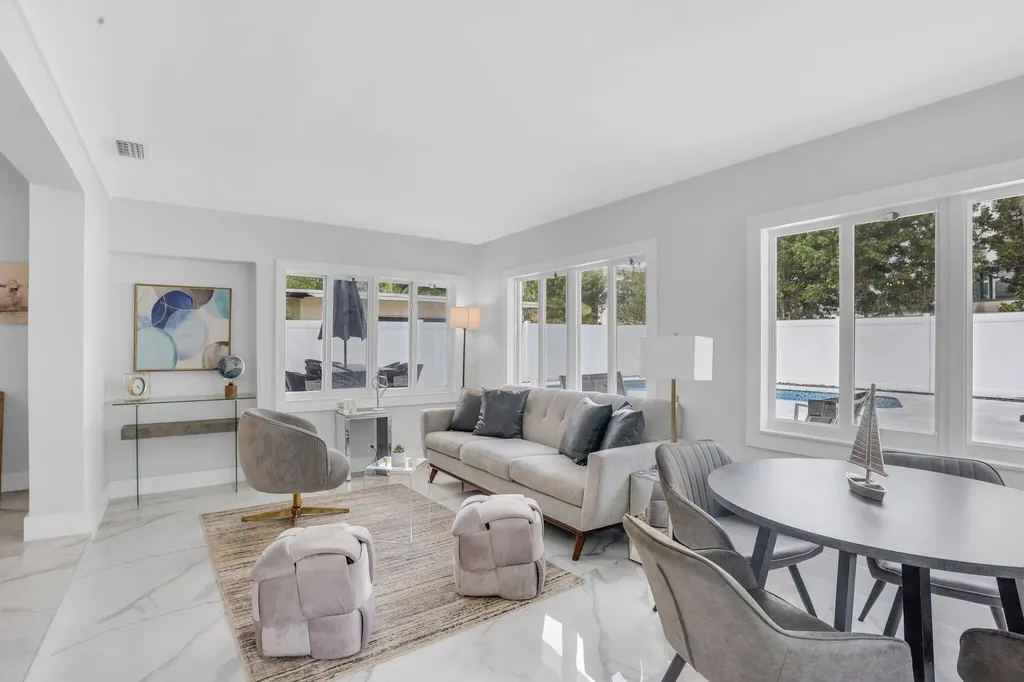 3025 Center Avenue Fort Lauderdale FL 33308