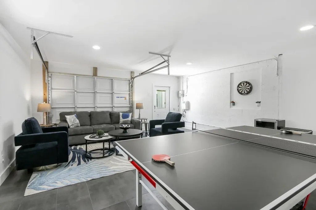 3025 Center Avenue Fort Lauderdale FL 33308