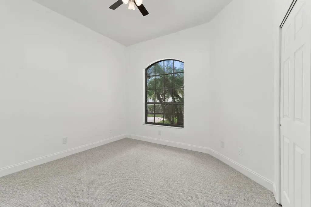 435 SW Jefferson Circle Port St Lucie FL 34986
