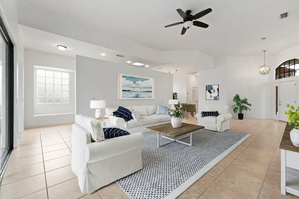 435 SW Jefferson Circle Port St Lucie FL 34986