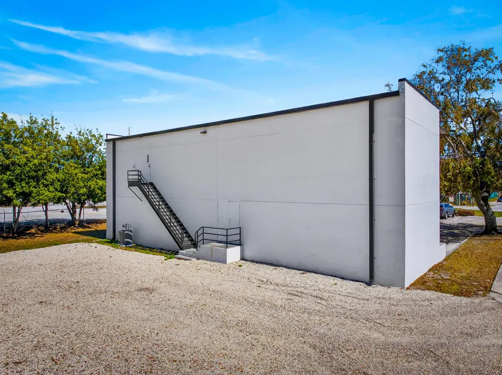 405 Angle Road Fort Pierce FL 34947