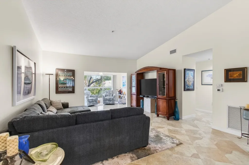 5876 Regal Glen Drive Boynton Beach FL 33437