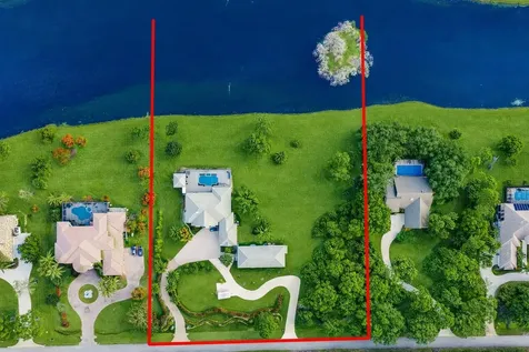 7833 Sabal Lake Drive Port St Lucie FL 34986