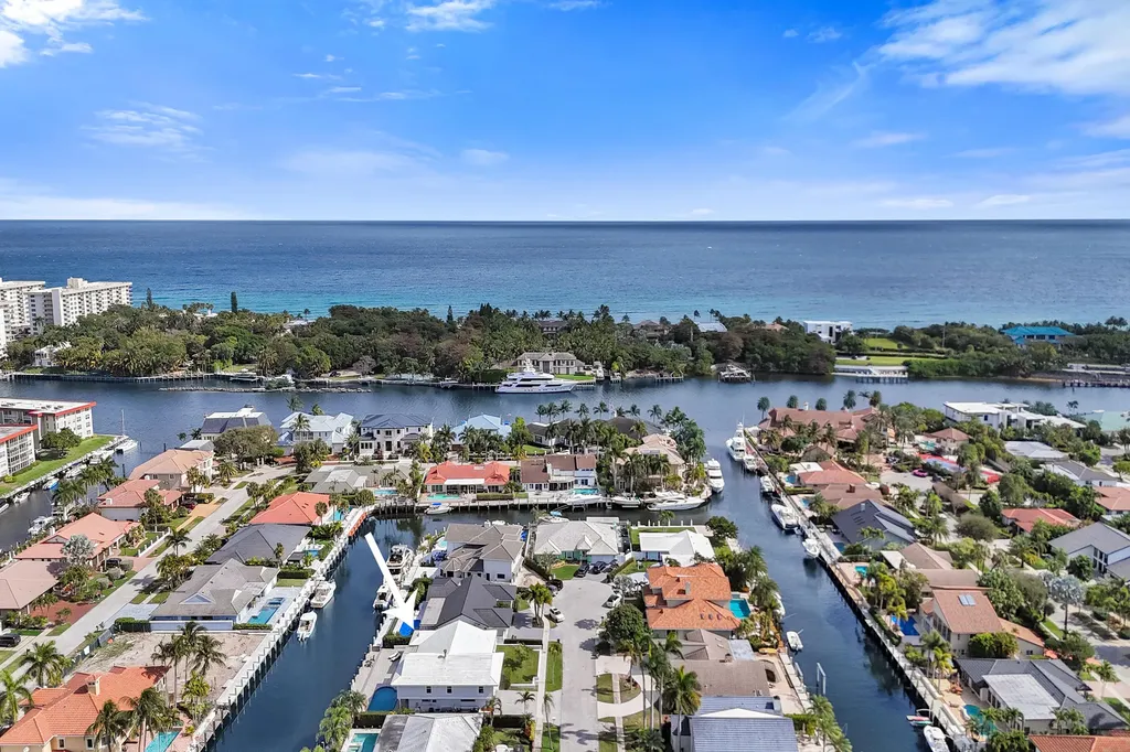 3001 NE 47th Street Lighthouse Point FL 33064