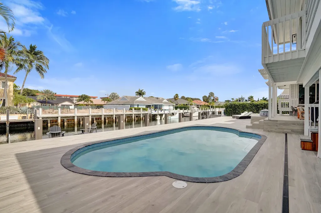 3001 NE 47th Street Lighthouse Point FL 33064