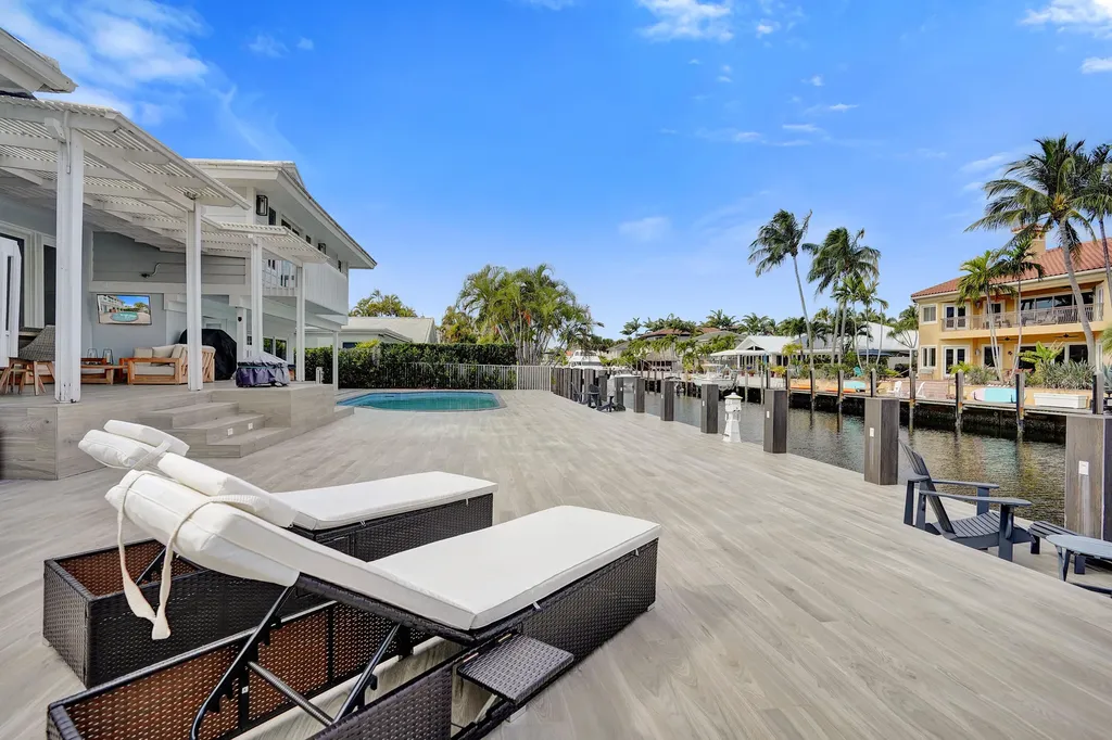 3001 NE 47th Street Lighthouse Point FL 33064