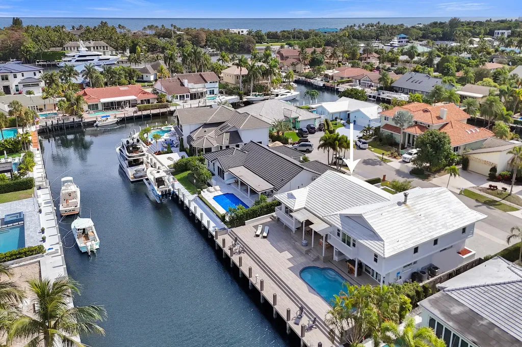 3001 NE 47th Street Lighthouse Point FL 33064
