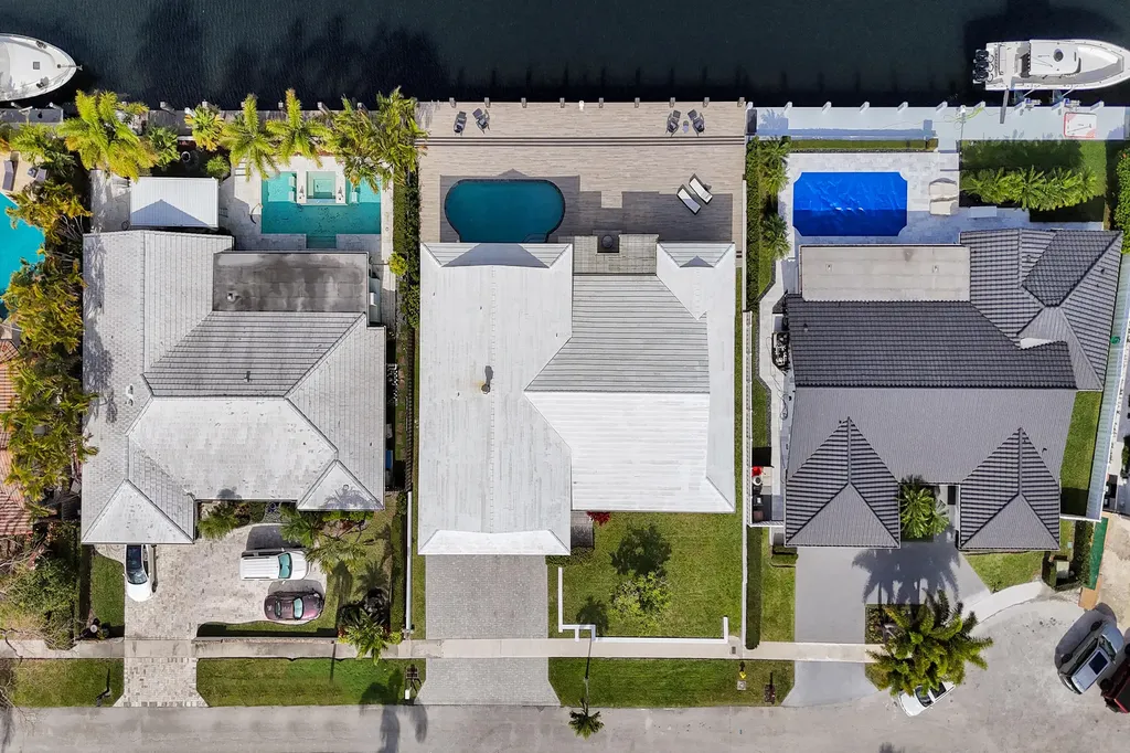 3001 NE 47th Street Lighthouse Point FL 33064