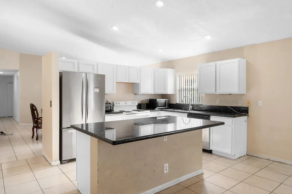 6179 Savannah Way Lake Worth FL 33463
