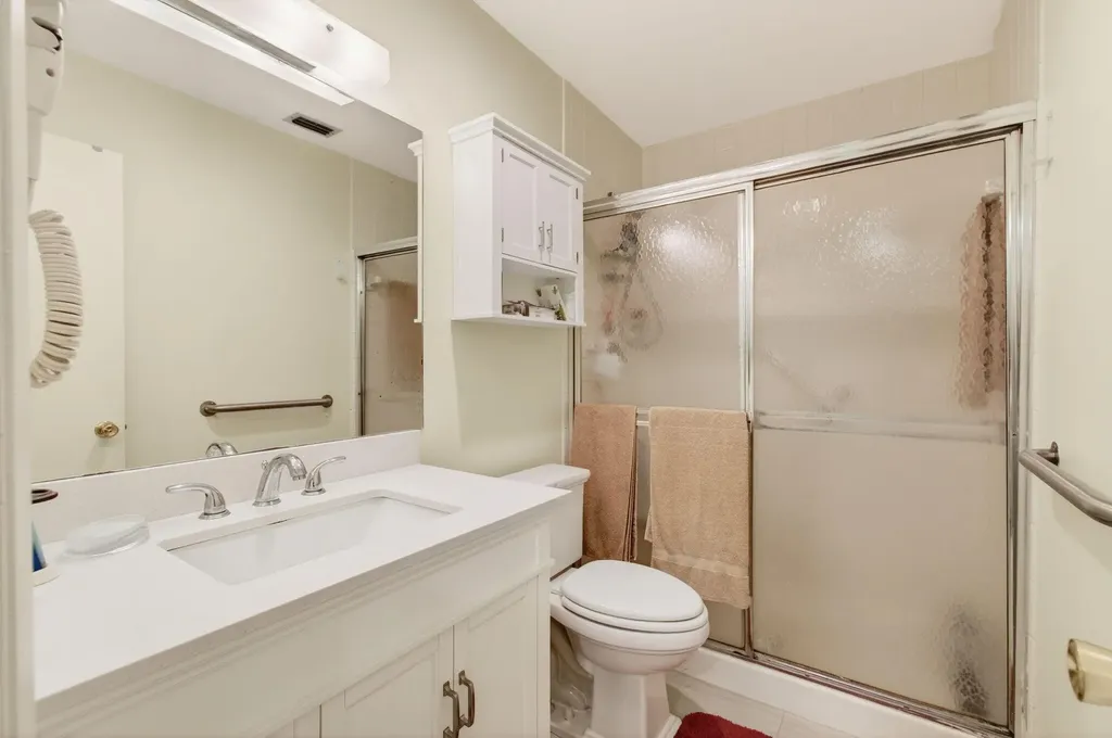 5452 Poppy Place Delray Beach FL 33484
