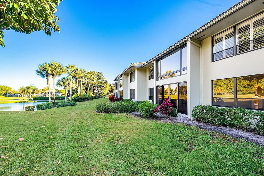 3841 Quail Ridge Drive Boynton Beach FL 33436