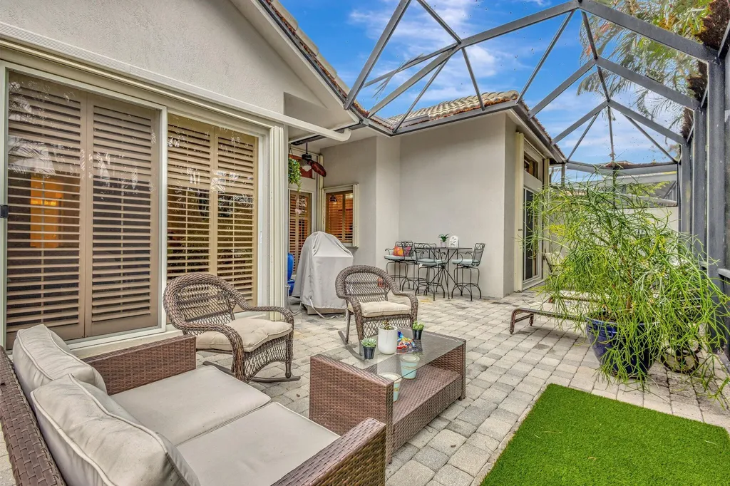 10732 Grande Boulevard West Palm Beach FL 33412