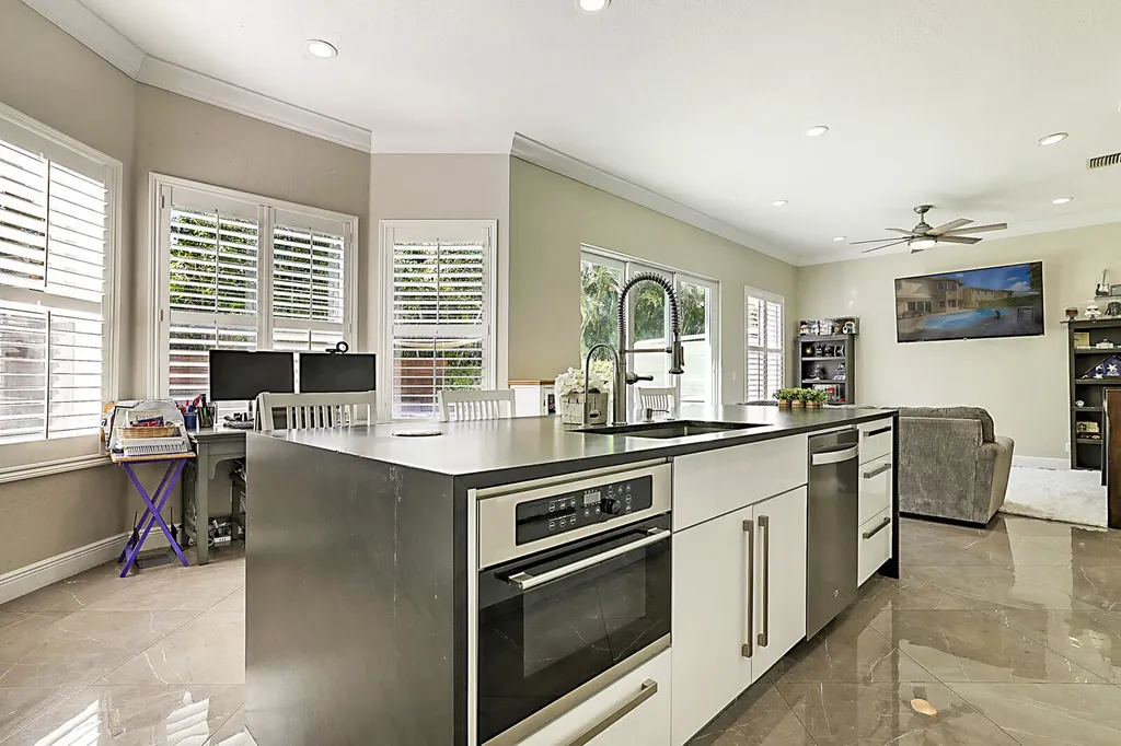 7167 Ivy Crossing Lane Boynton Beach FL 33436
