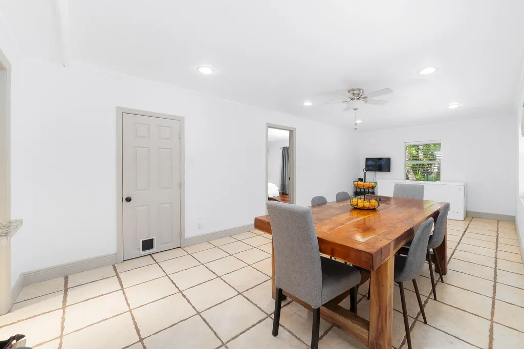 2869 SW 13th Court Fort Lauderdale FL 33312