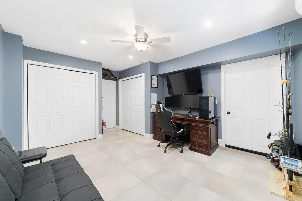 2869 SW 13th Court Fort Lauderdale FL 33312