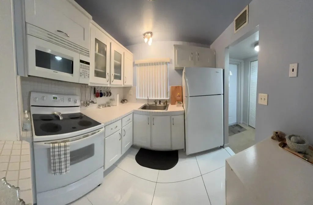 2731 N Pine Island Road Sunrise FL 33322